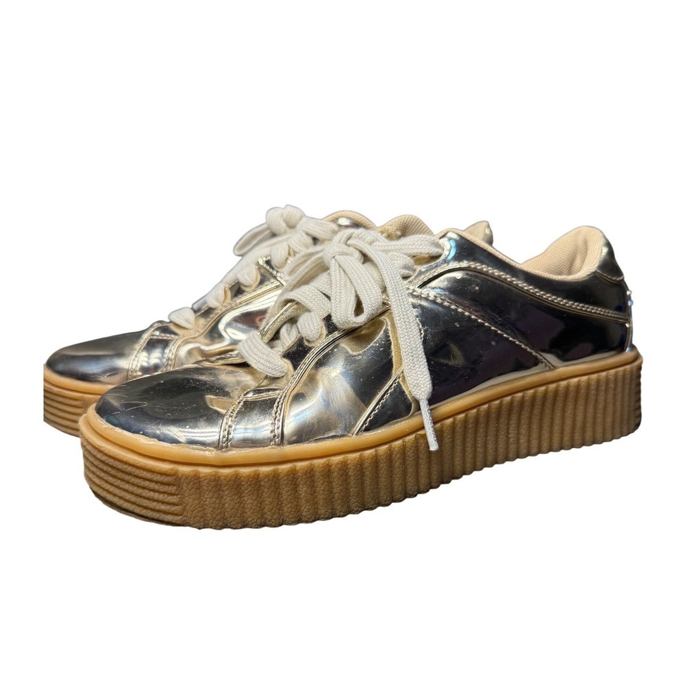 Cape Robbin Polo-4 Metallic Gold Platform Sneakers Womens 8 Gum Sole Low Top